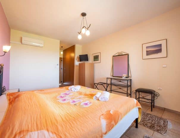 Double room Erodios hotel lake kerkini